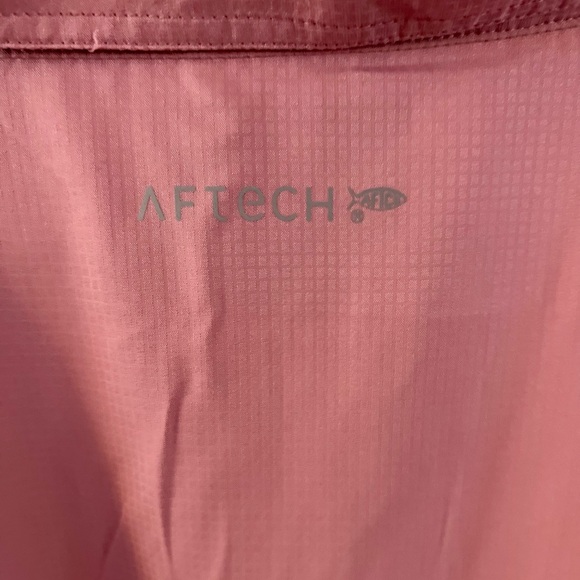AFTCO Vented Pink Button Down Fishing Shirt, Size 2X - Picture 6 of 10